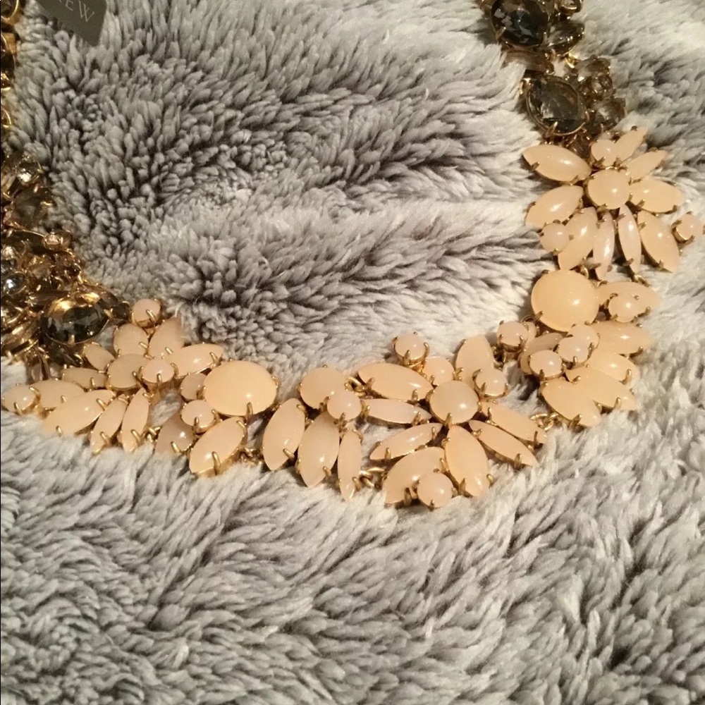 J. Crew two tone floral necklace NWT - Picture 3 of 6